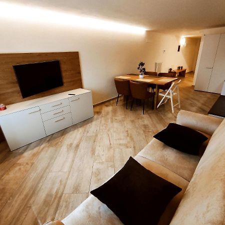 Big House, Rent In Mountain, 55 Min From Verona 보스코 키에사누오바 외부 사진